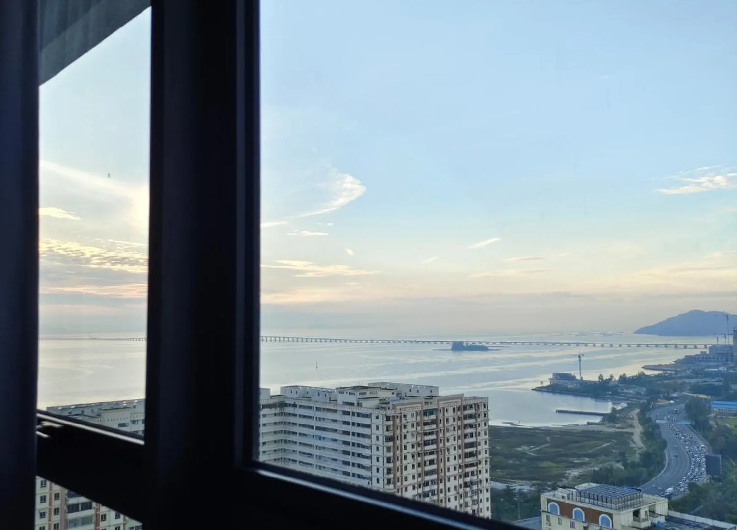 Apartment Luxury Comfort Suite 3Br Jelutong