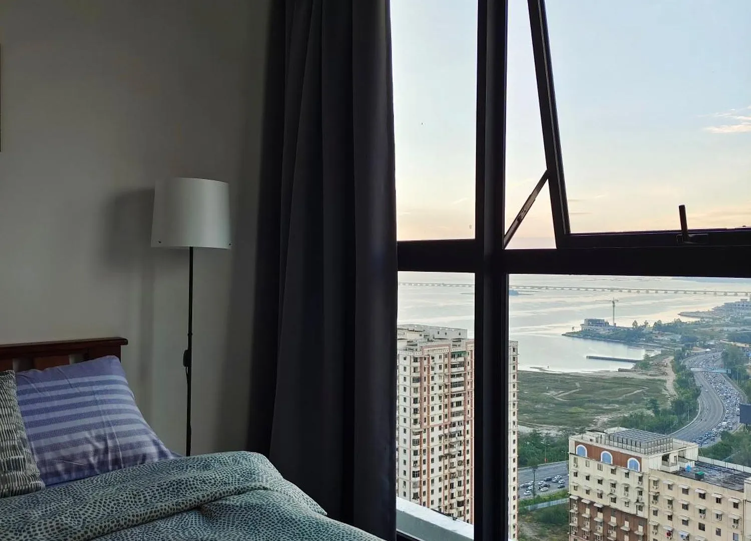 Luxury Comfort Suite 3Br Jelutong 0*,  Malaysia